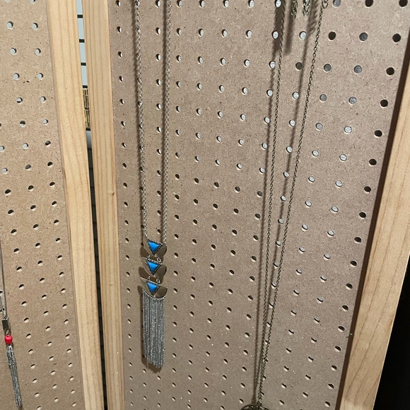 Extra long full copper chain necklace with an open work medallion. - Picture 4 of 4